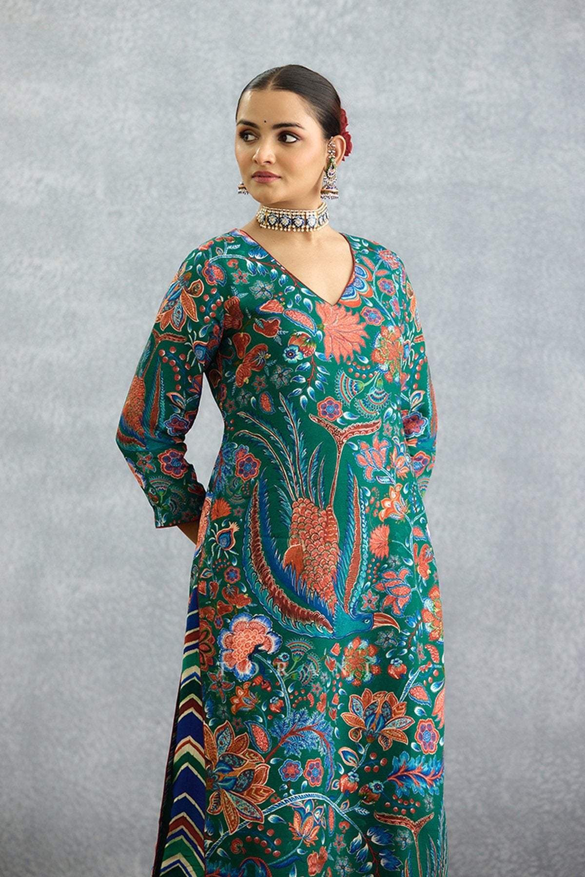 Mayurakshi Writu Tanuja Kurta Set