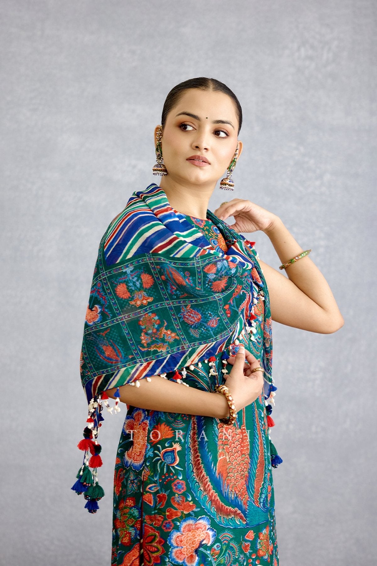 Mayurika Anura Scarf