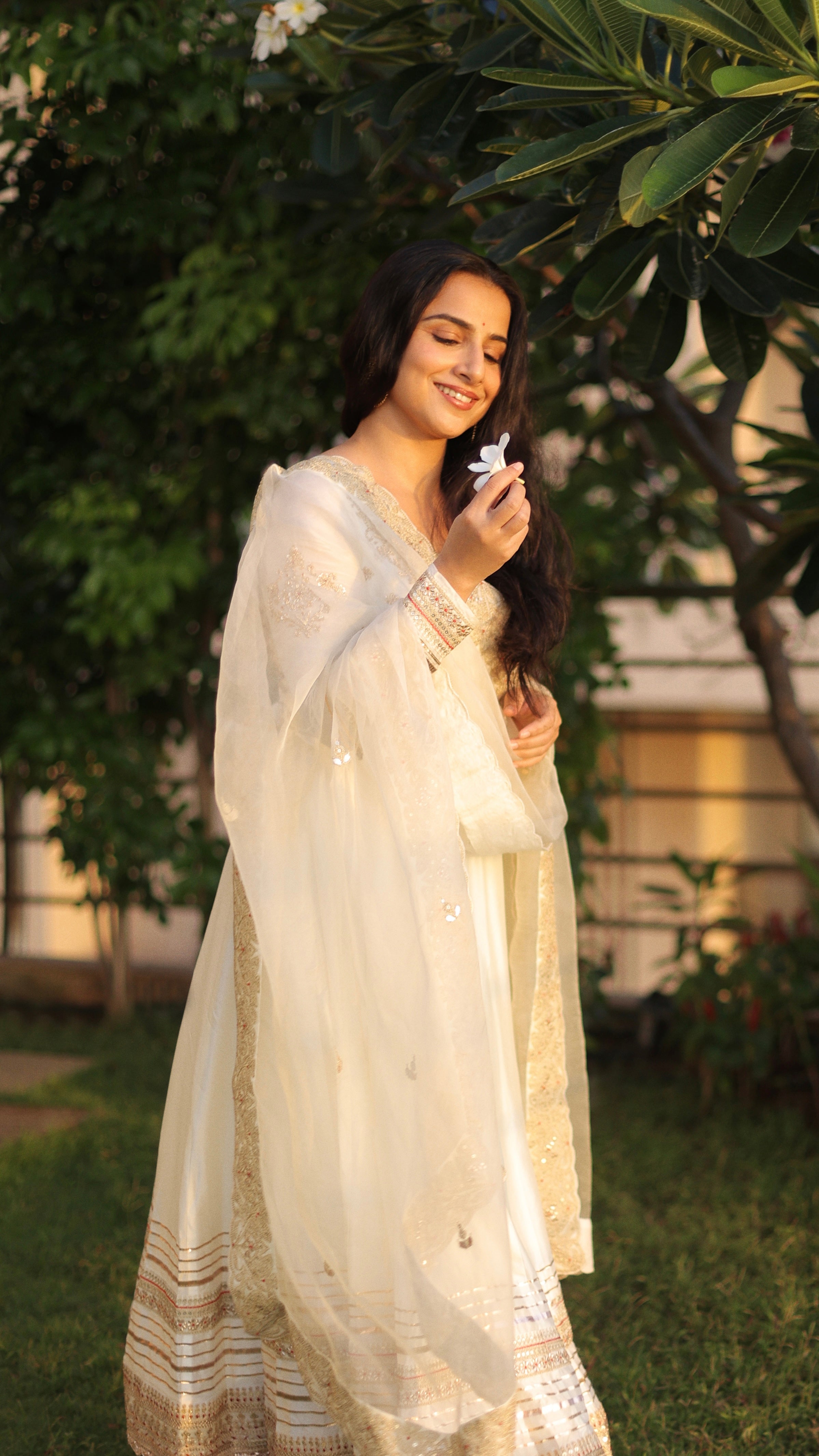 Vidhy Balan in Meira Anarkali Set