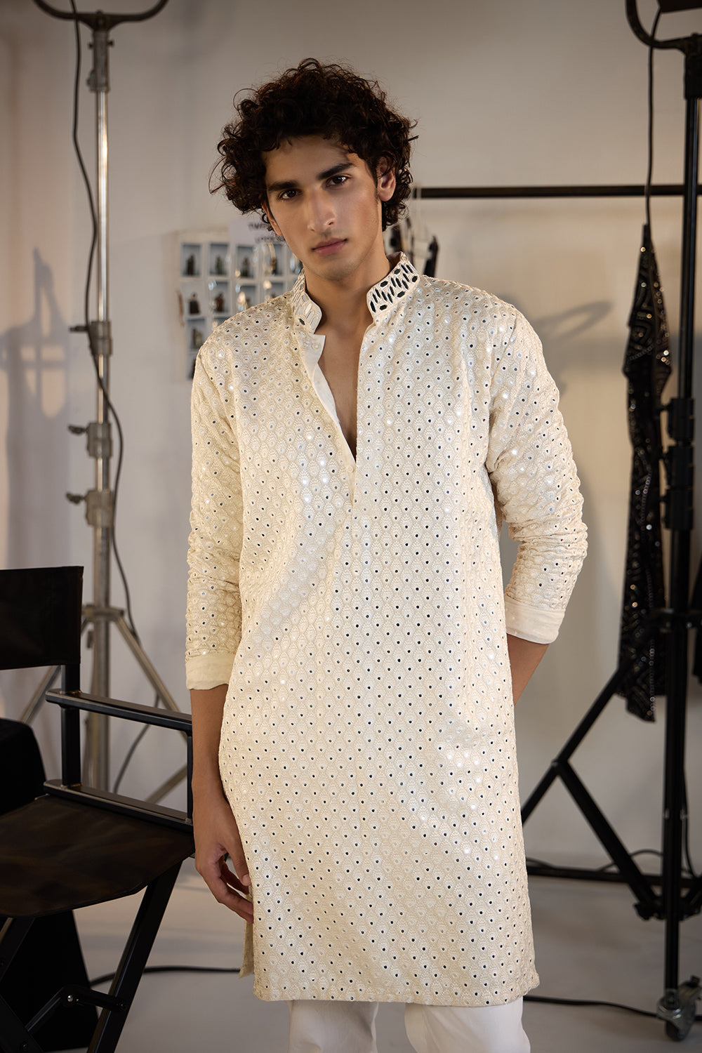Booti Mirrorwork Straight Kurta With Pants