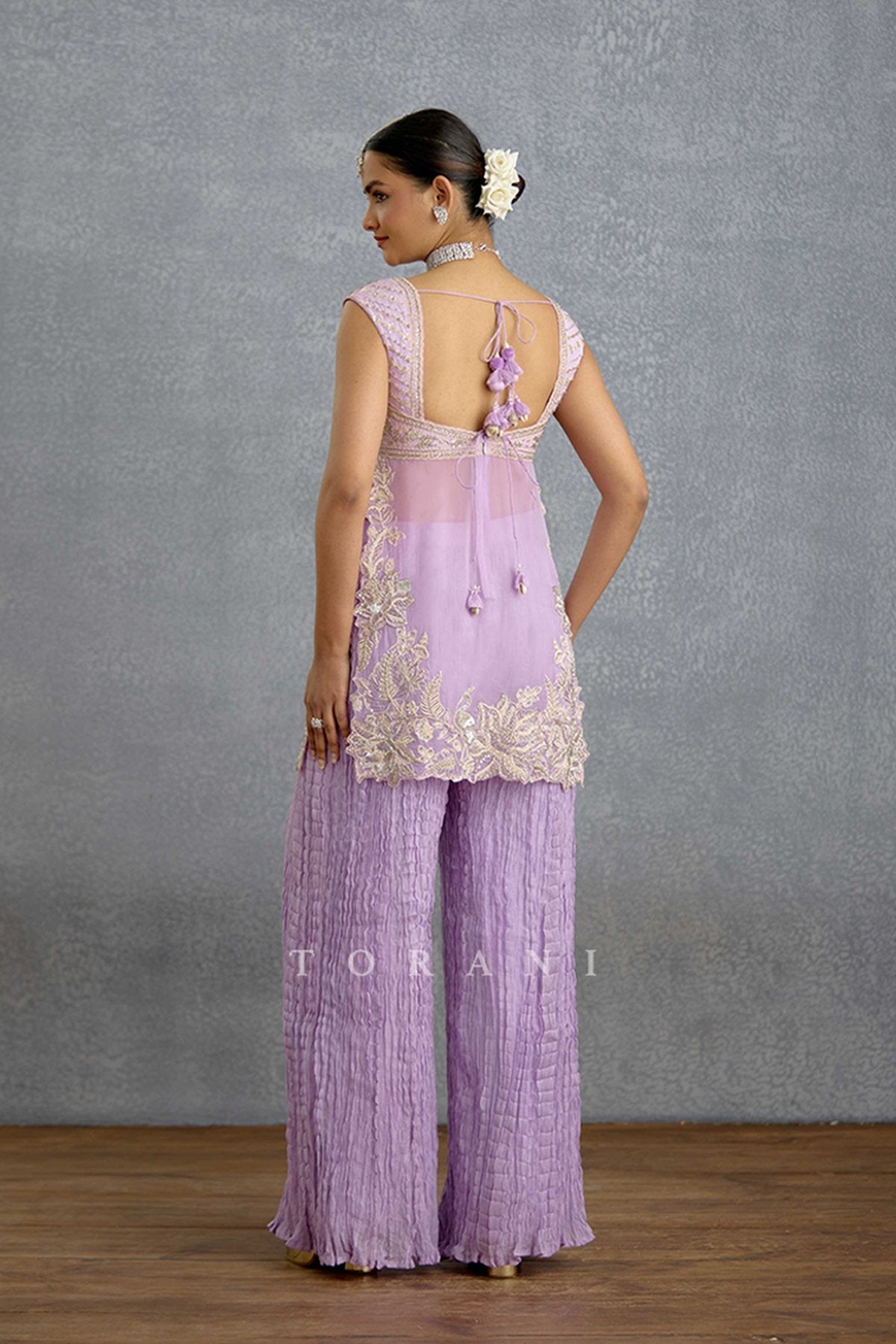 Nairika Chandra Chaandni Set