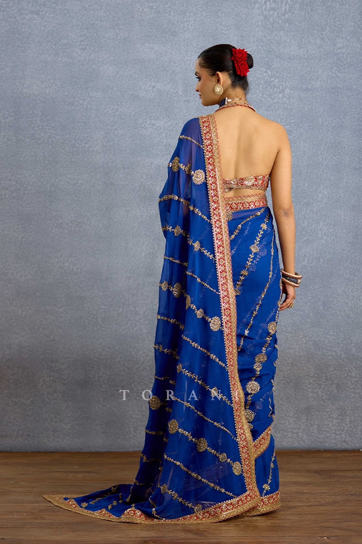 Neelam Takmeel Saree