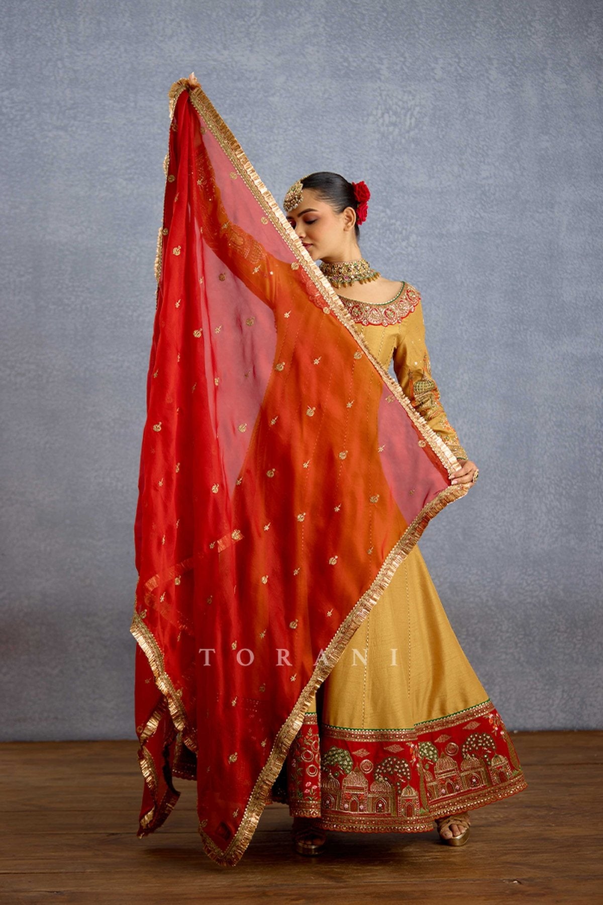 Noor Zehra Anarkali Set