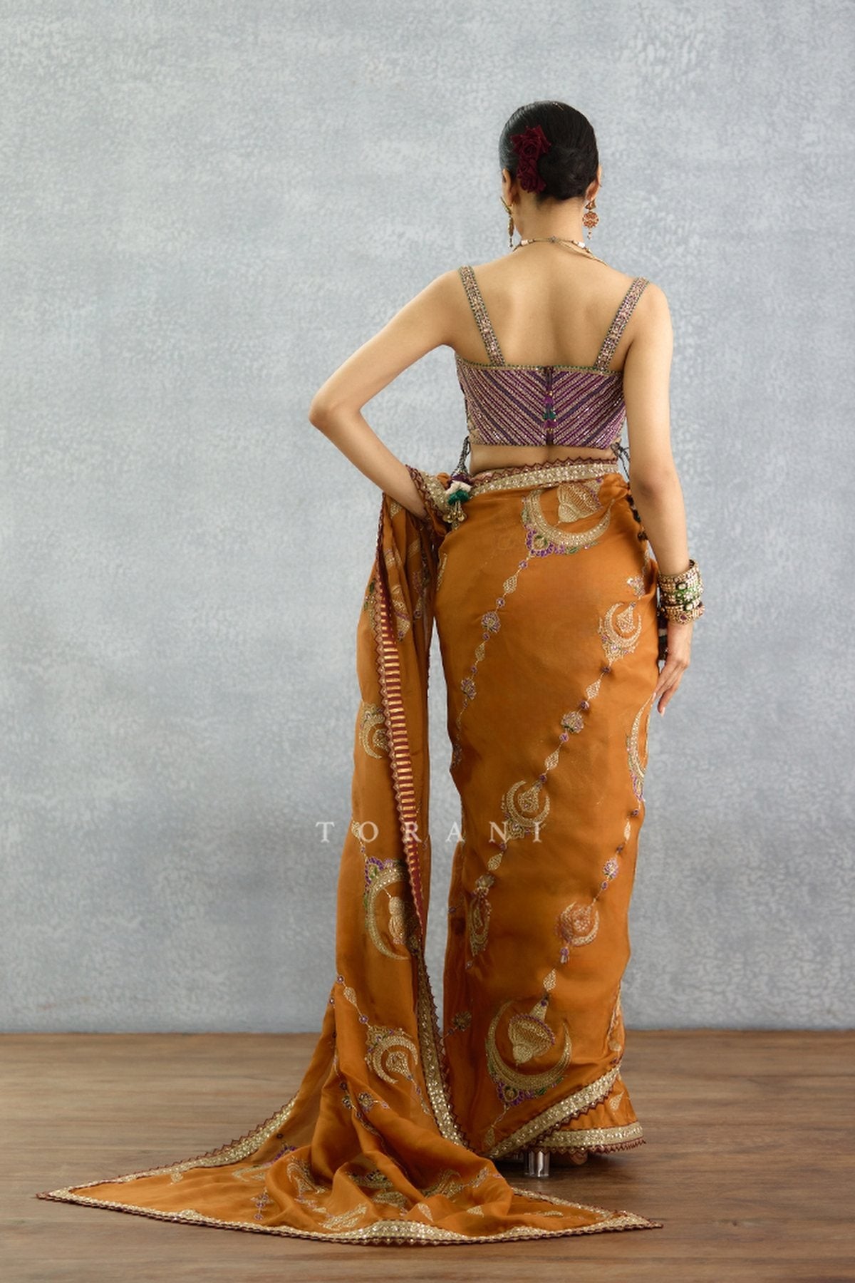 Nuraan Rangsaaz Omaira Saree Set