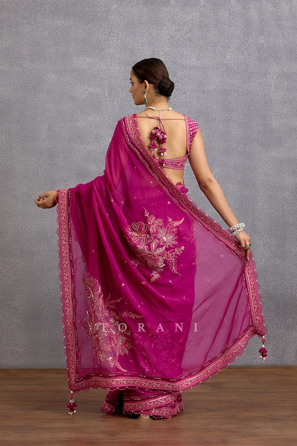 Padmaraga Vihana Saree