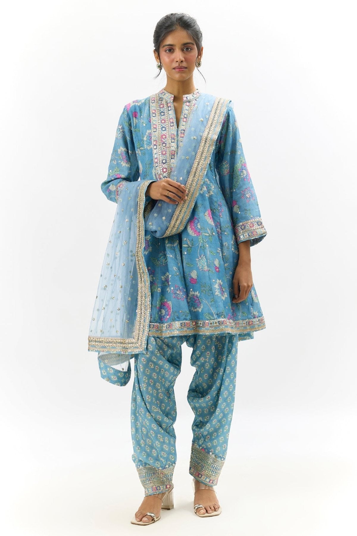 Priyagini AG Set