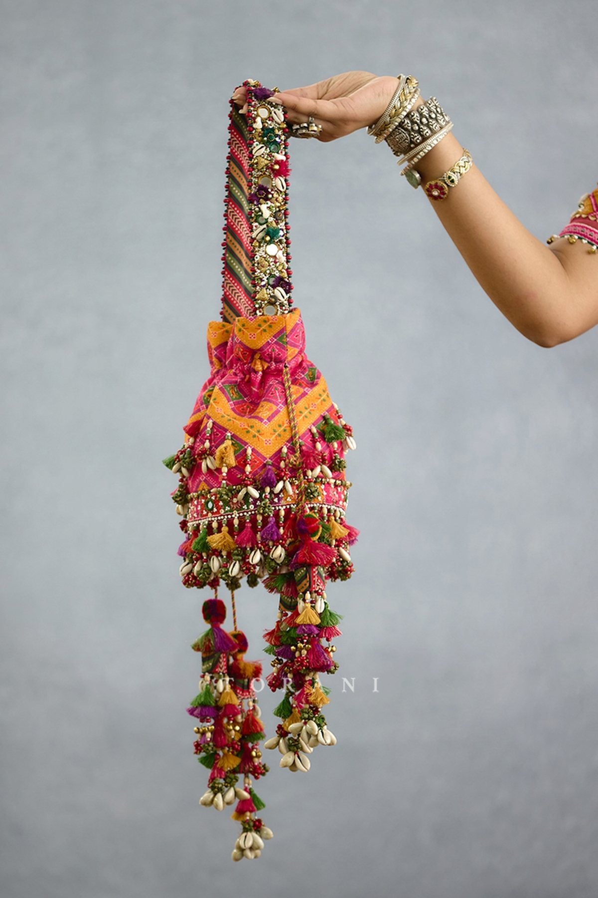 Rangili Jinal Potli