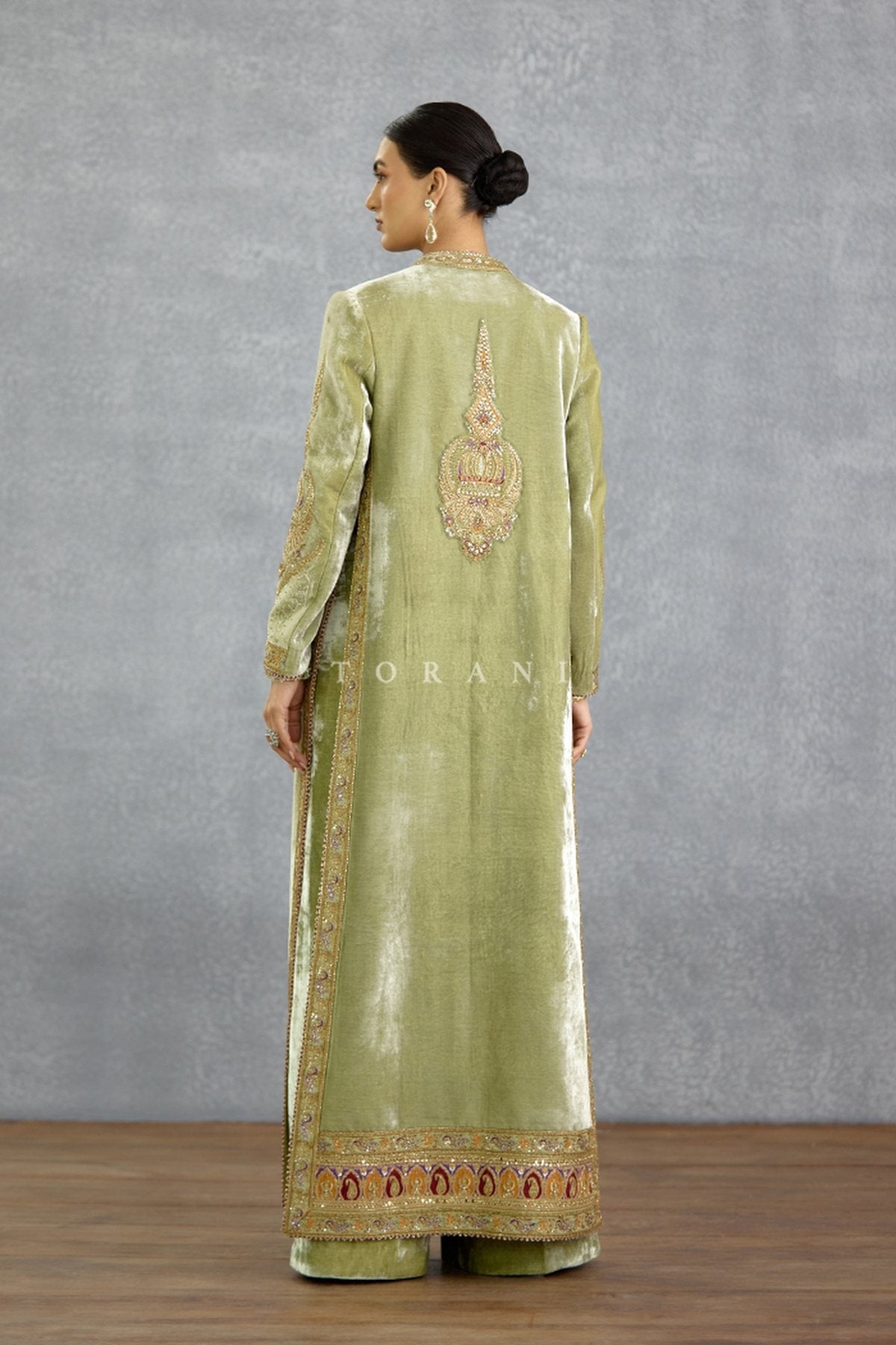 Rangsaaz Omaira Nafeesa Jacket Set