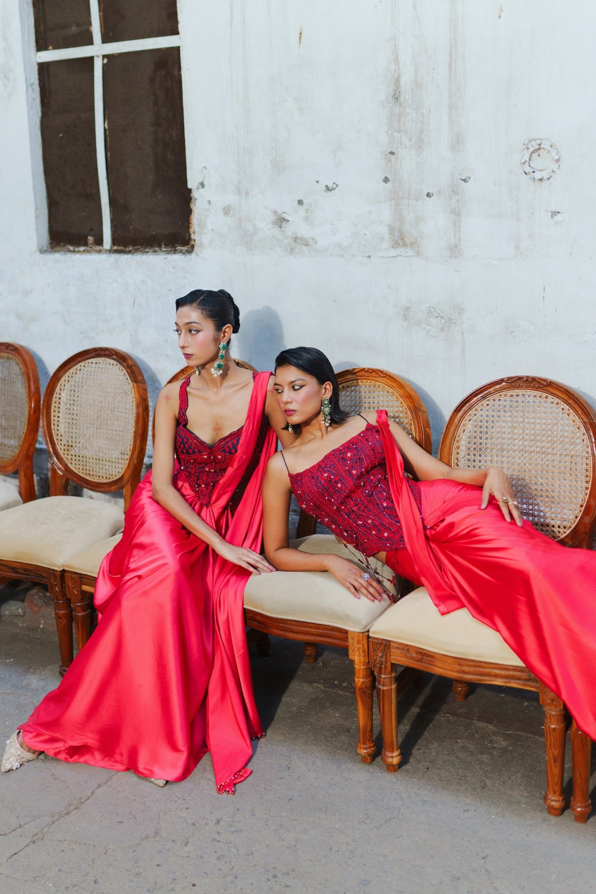 Red short corset with saree set