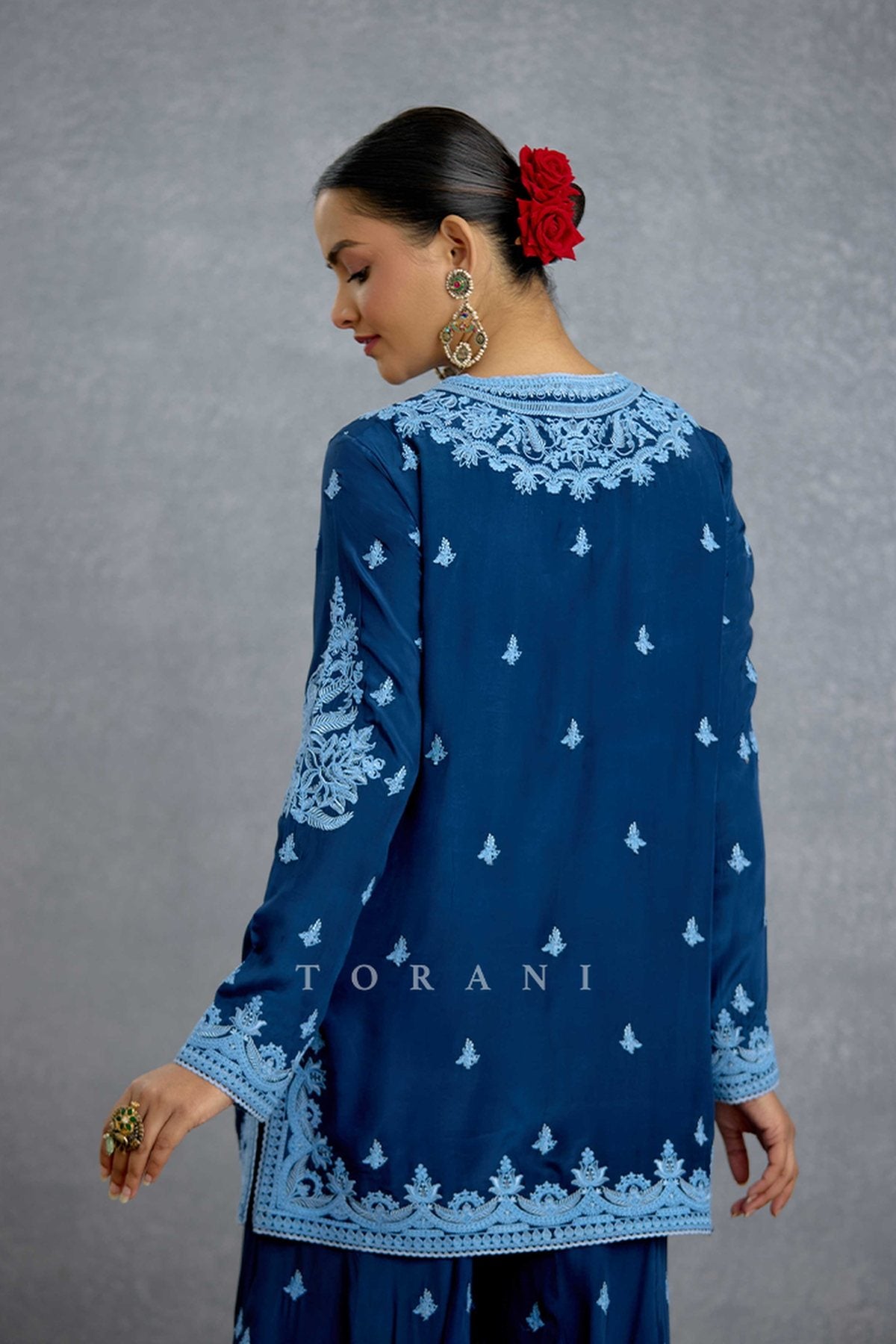 Shayamala Nilaaya Sharara Set