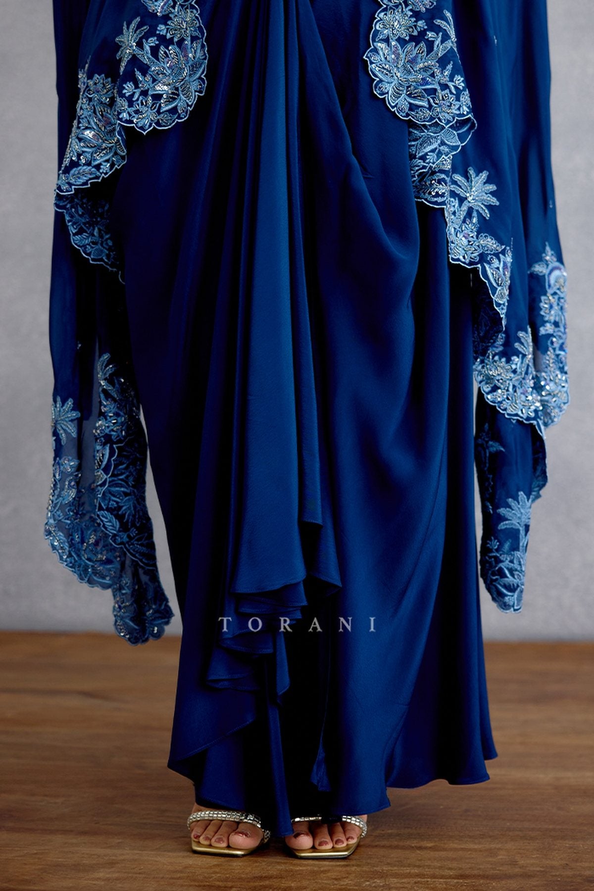 Shayamala Zuri Cape Set