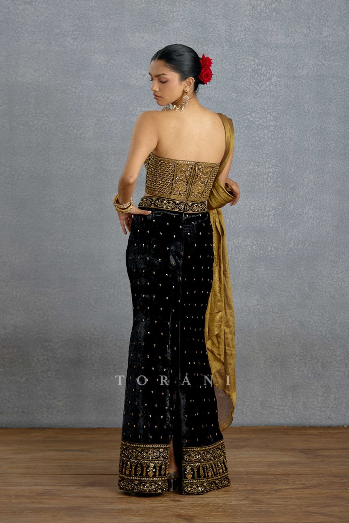 Siyahi Shehnaz Lehenga Set