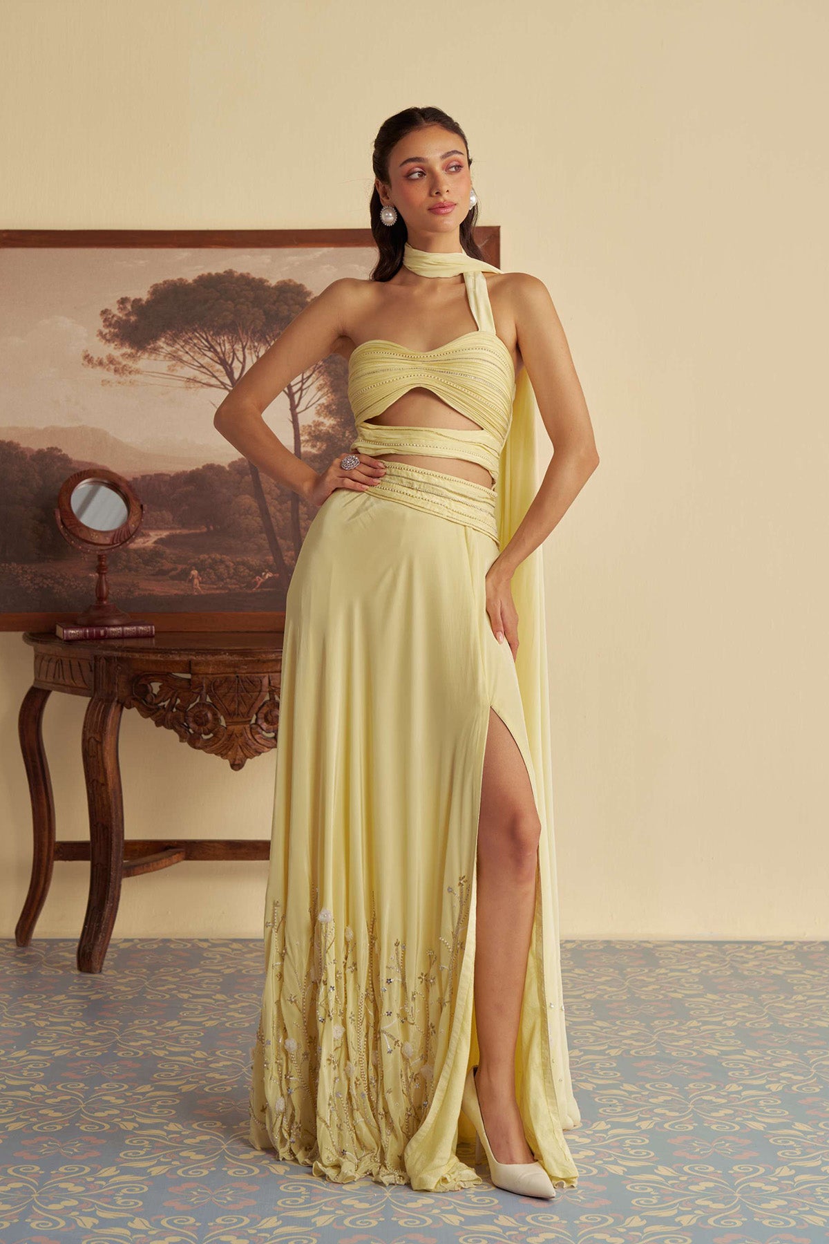 Sunlit slit skirt set