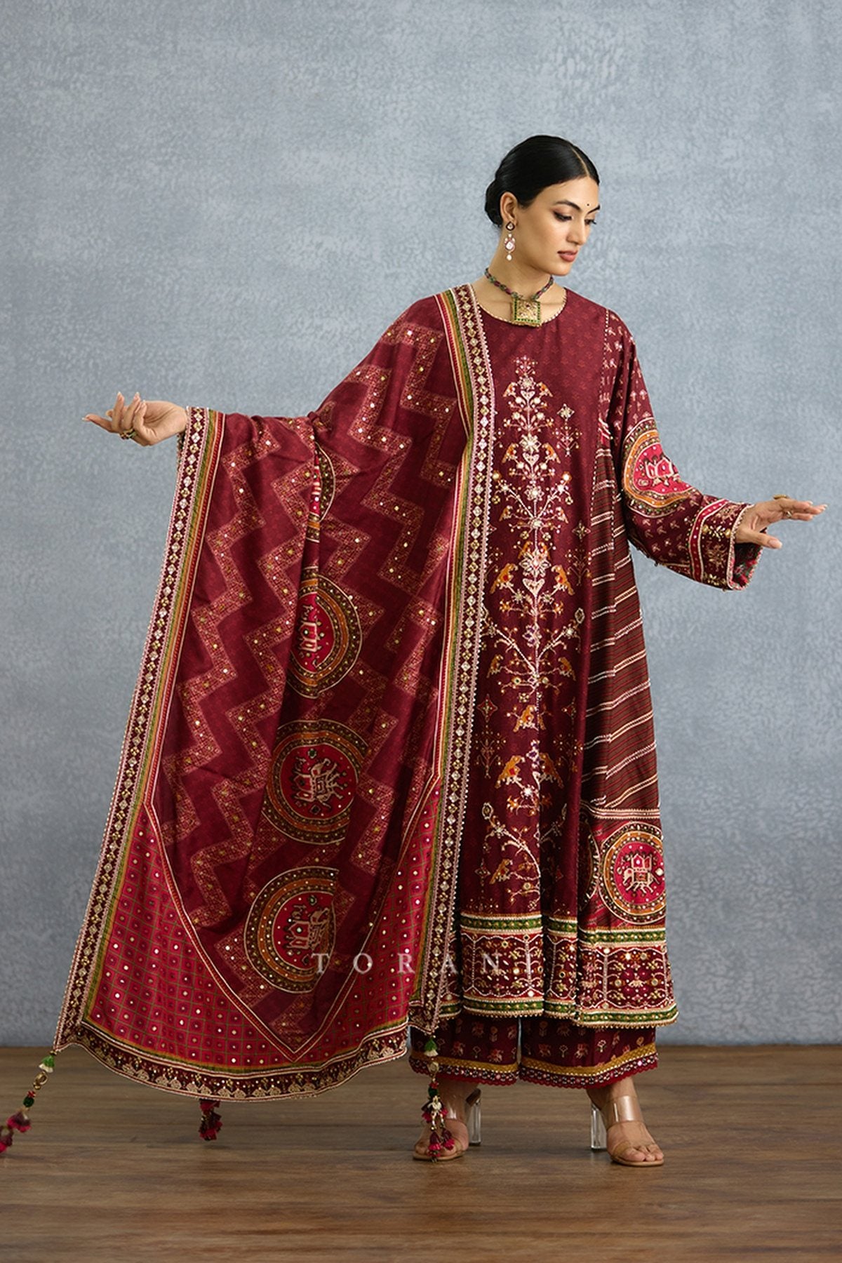 Surkhi Tisya Kurta Set
