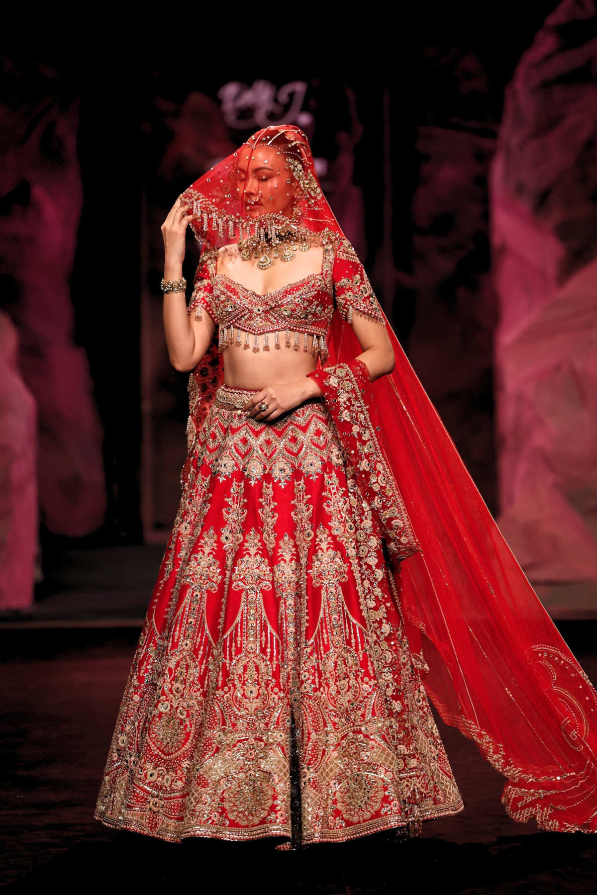Swarna Lehenga