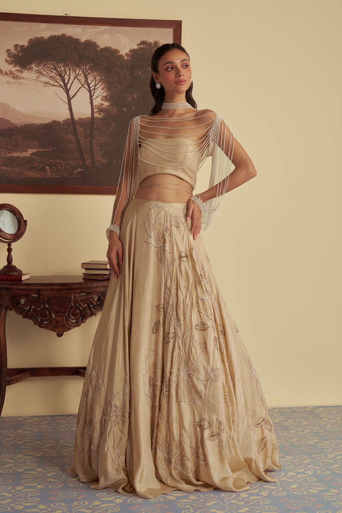 Victoria goldine lehenga