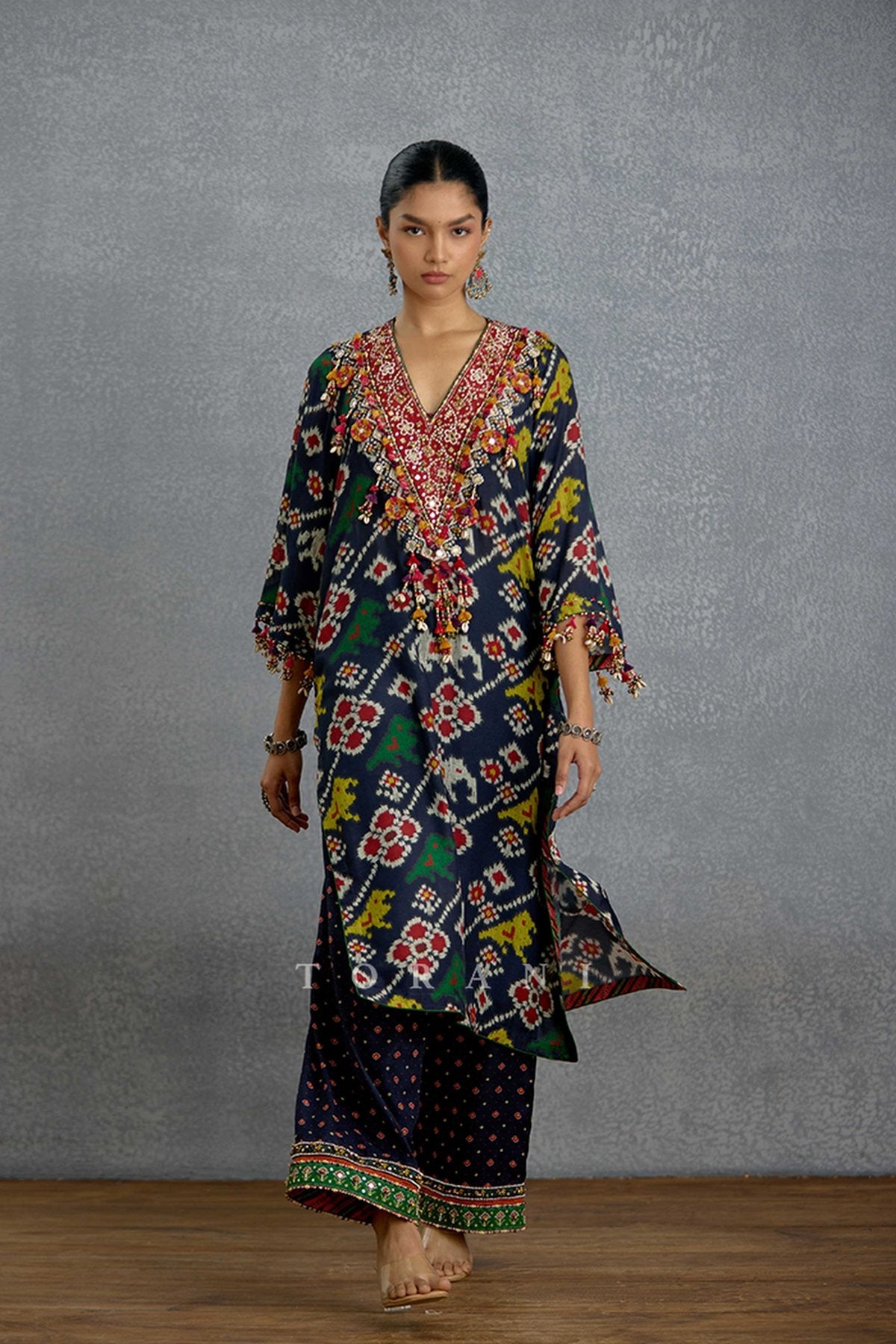 Virasa Patola Kurta Set