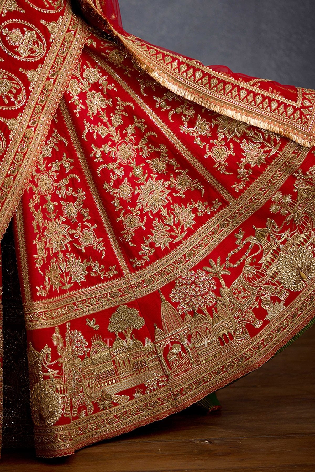 Zehra Malikaana Lehenga Set