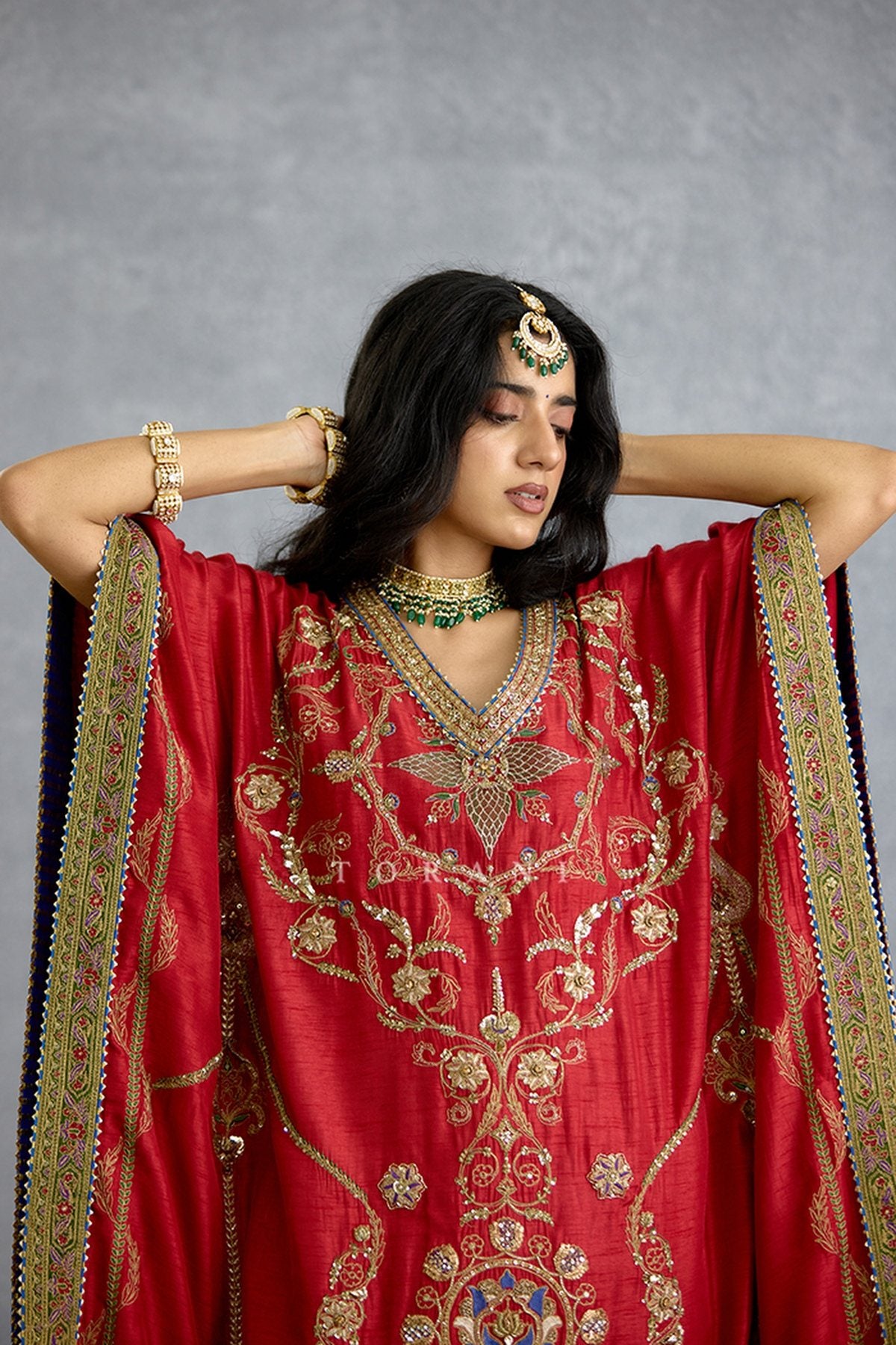 Zehra Neelat Kausar Kaftan Set