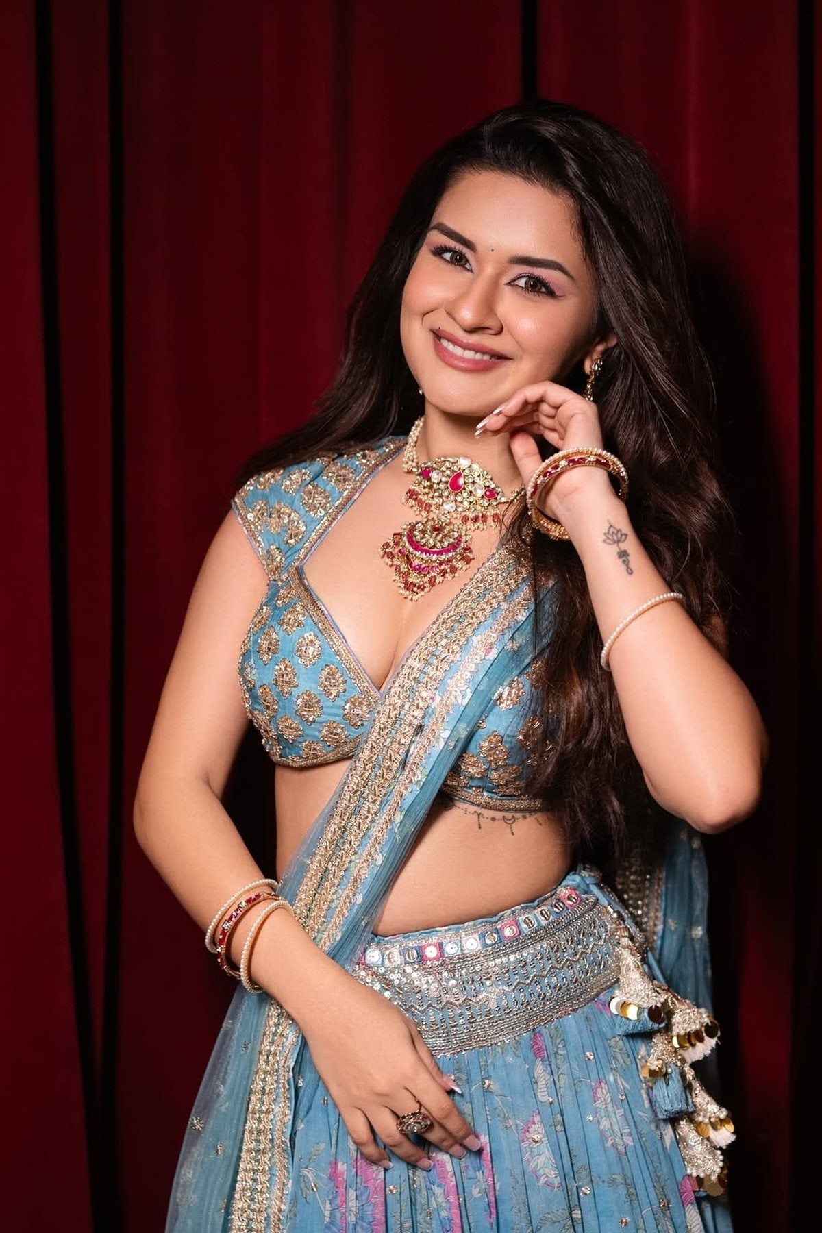Zil Lehenga Set- Avneet Kaur