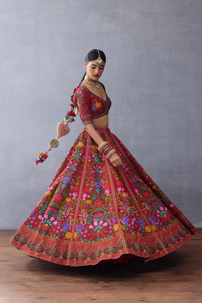 Dil Surkh Eedha Lehenga Set