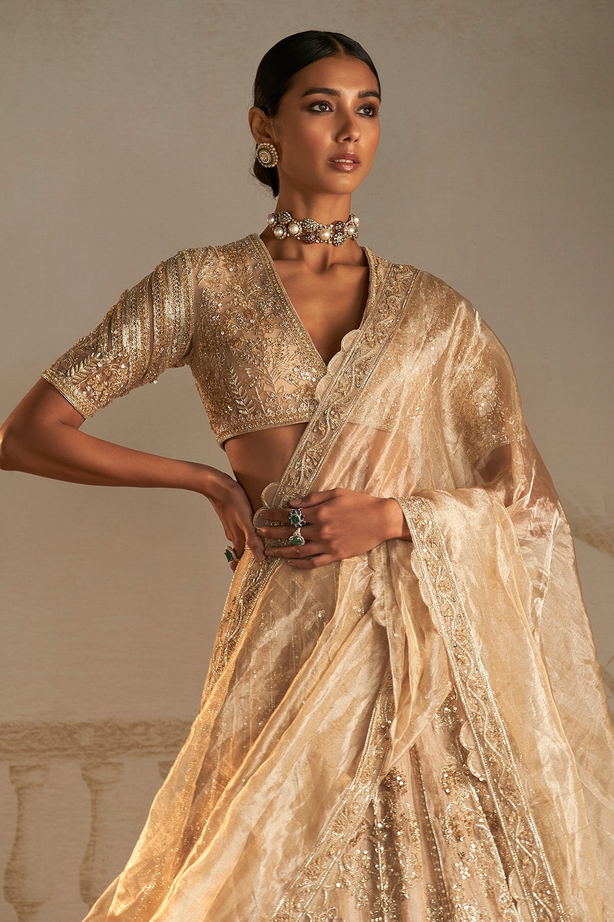 House of Misu, Summiya in SWARN LEHENGA SET