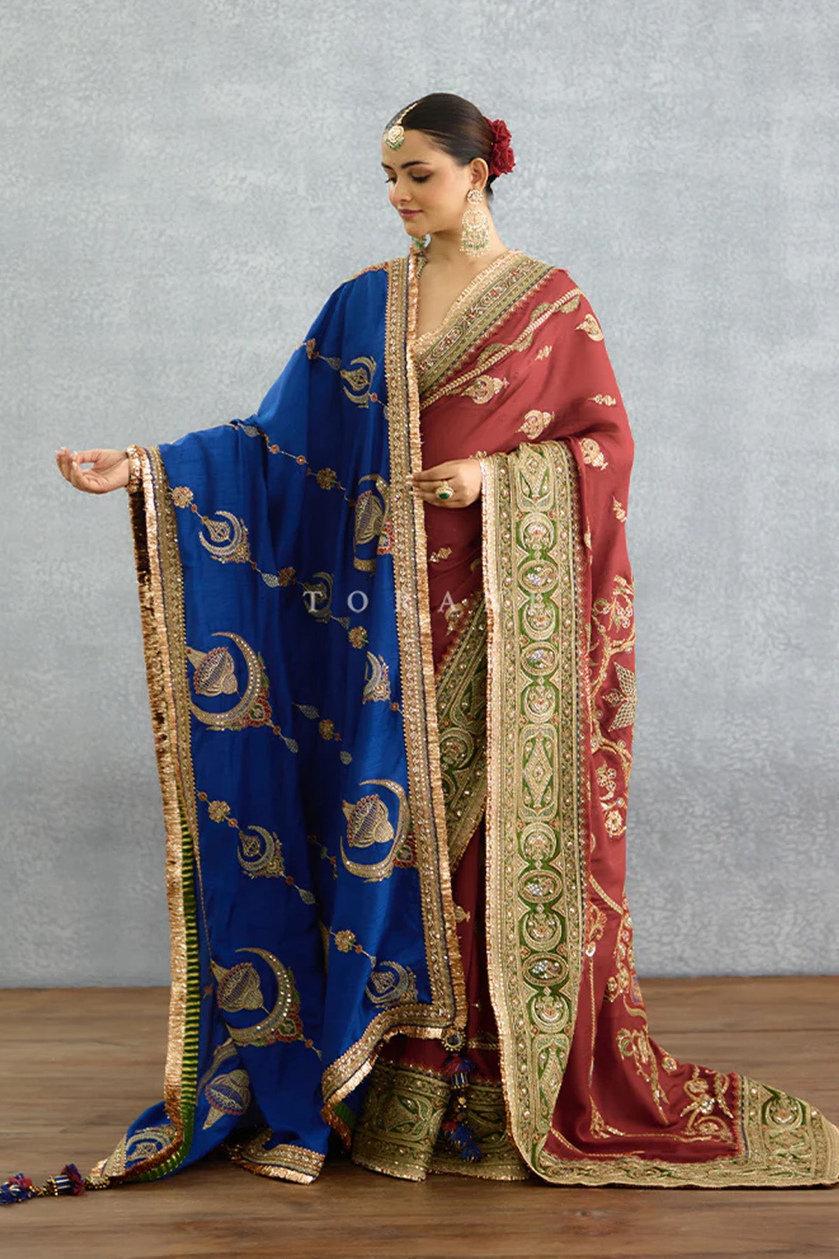 Zehra Neelat Aneeqa Saree Set