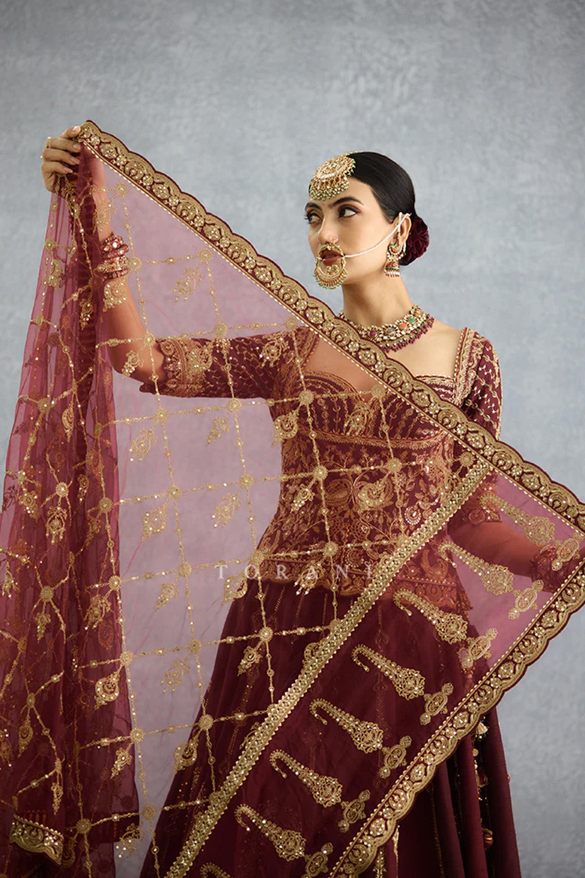 Qarmazi Mazneen Lehenga Set