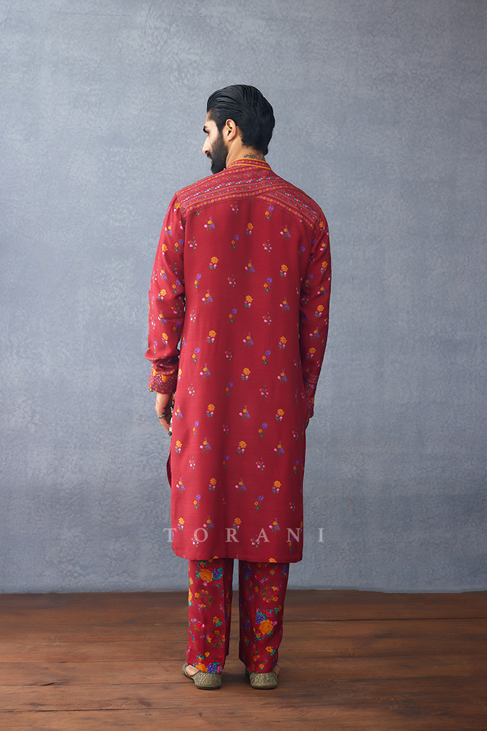 Dil Surkh Mamun Kurta Set