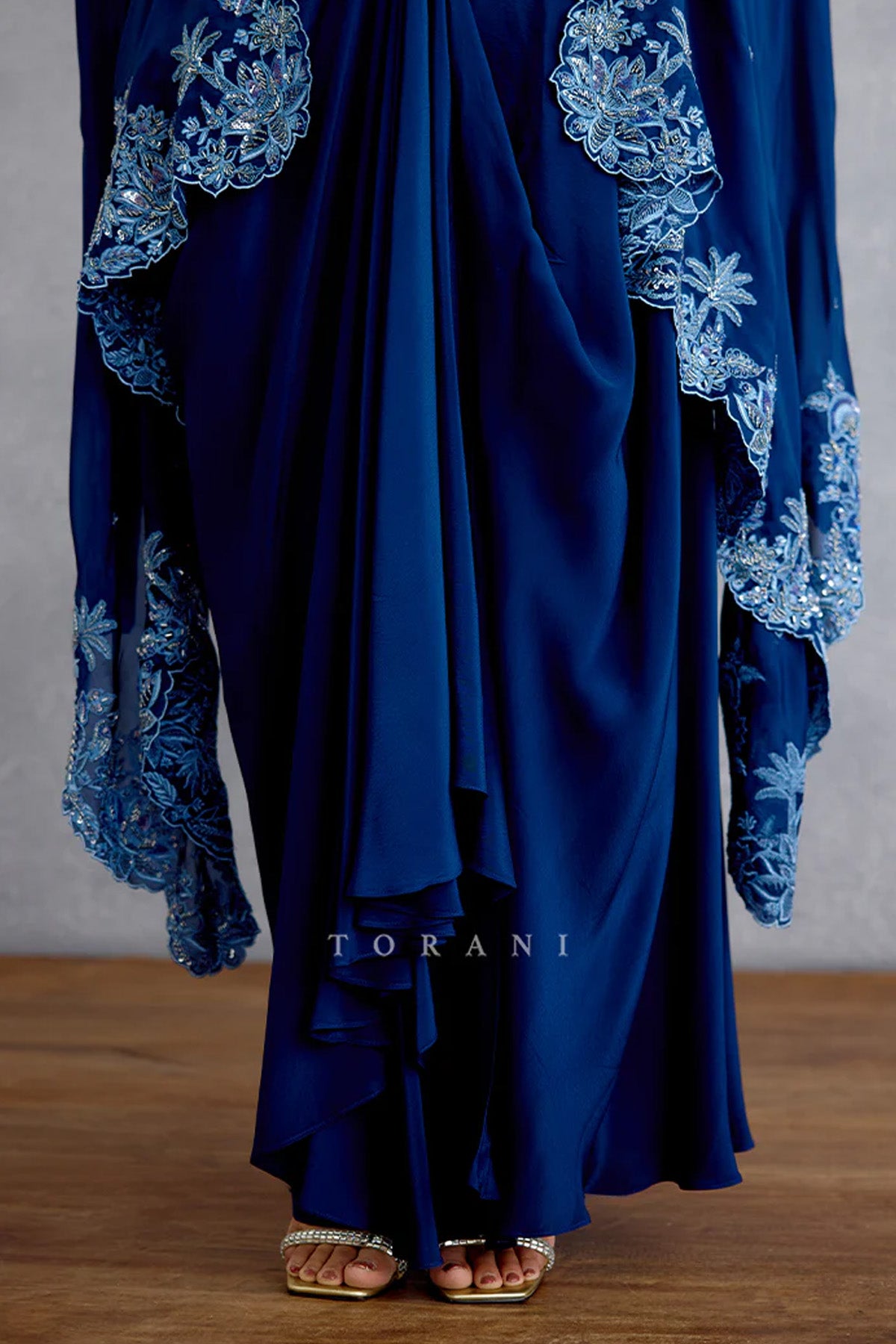 Shayamala Zuri Cape Set