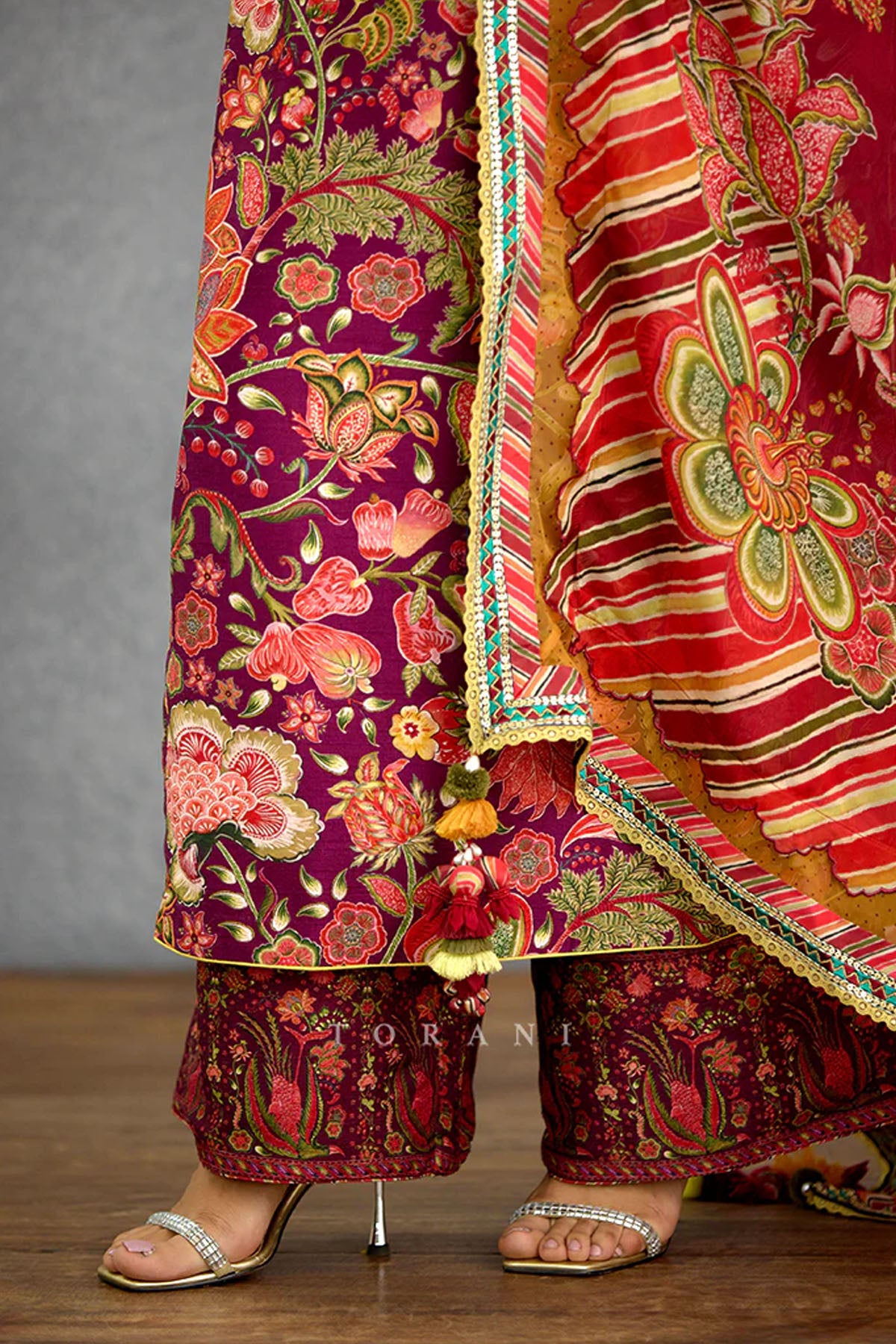 Laalima Writu Tanuja Kurta Set