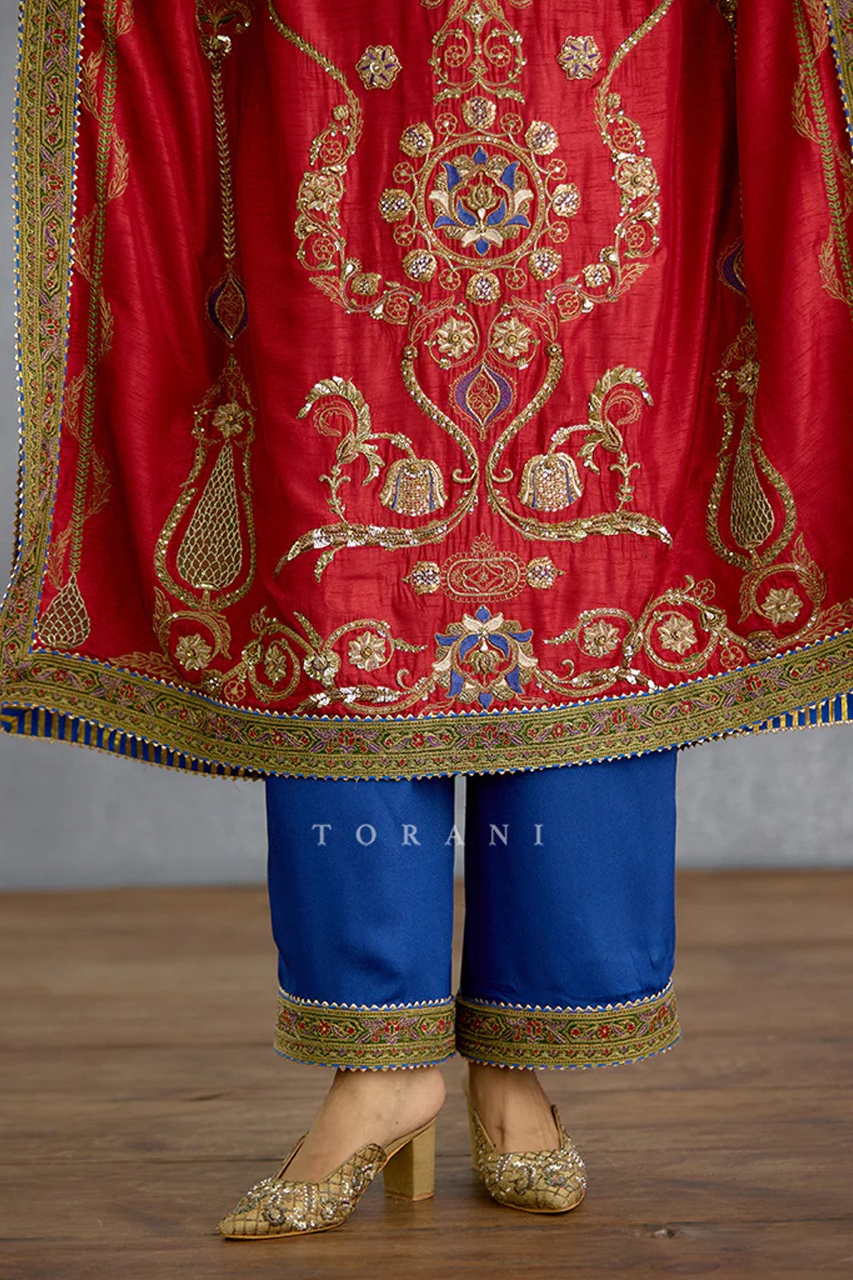 Zehra Neelat Kausar Kaftan Set