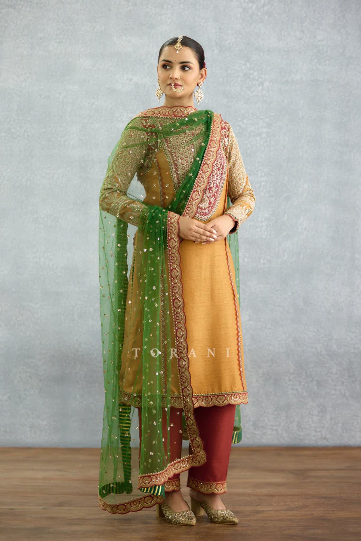 Rangnoor Izra Kurta Set