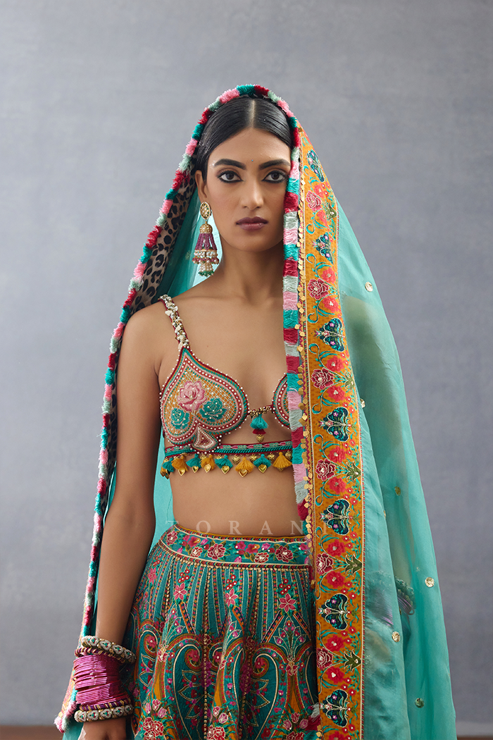 Dil Nawaz Azmat Lehenga Set