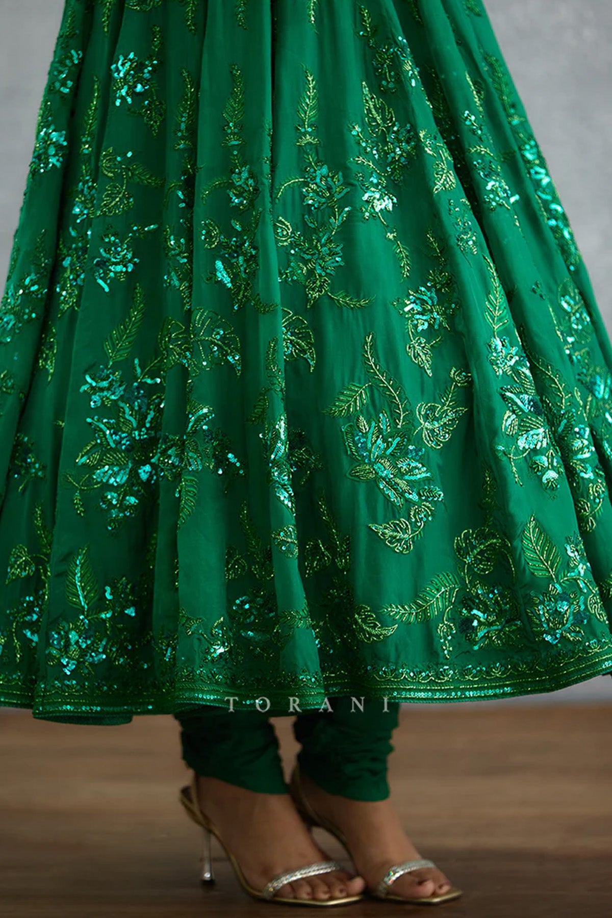 Parnabha Aruna Anarkali Set