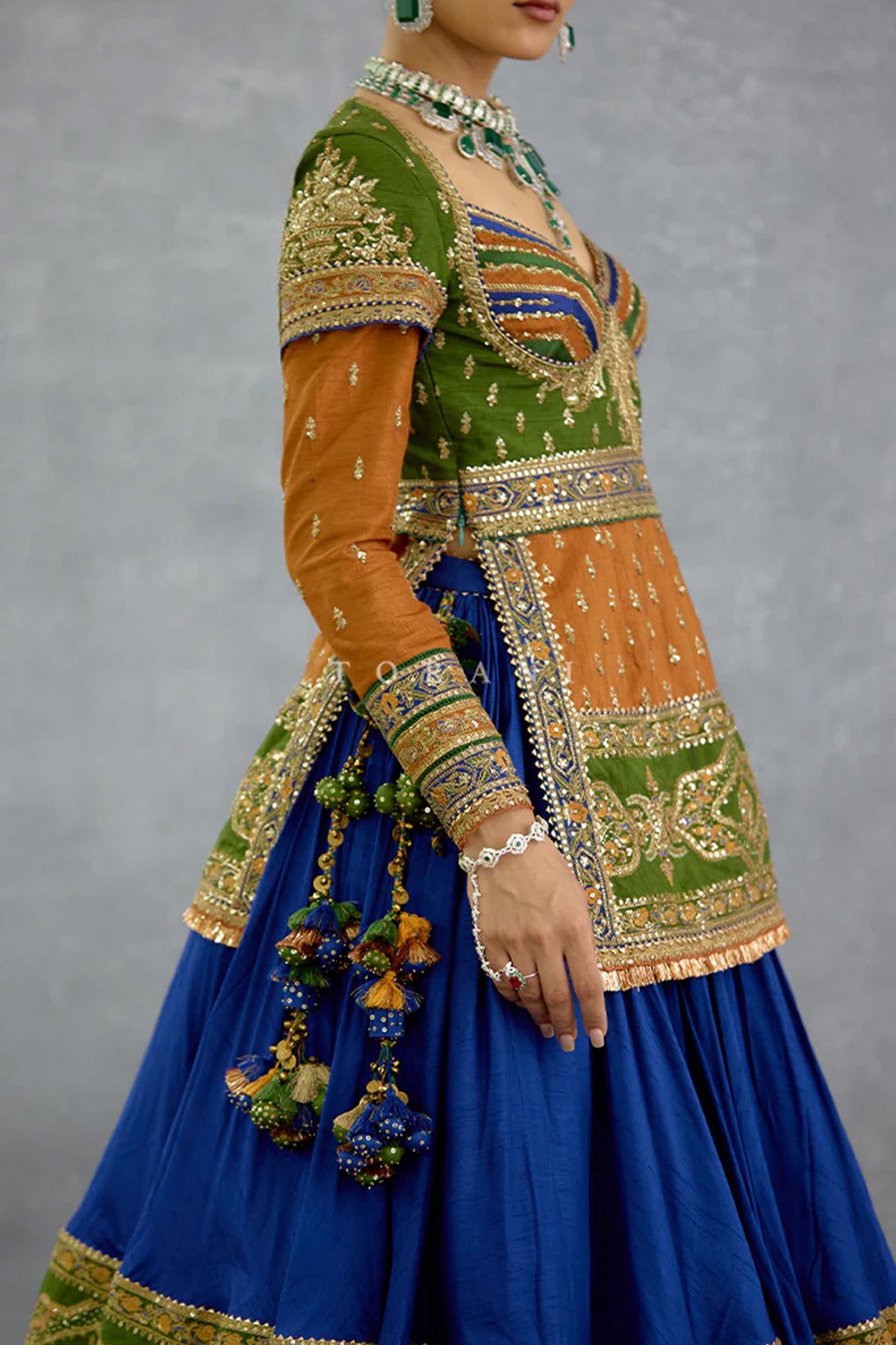 Hemrang Azraa Lehenga Set