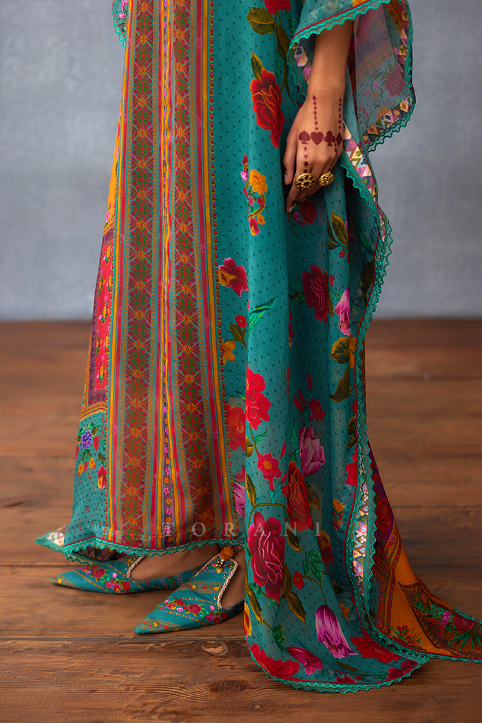 Dil Rang Aziya Kaftan