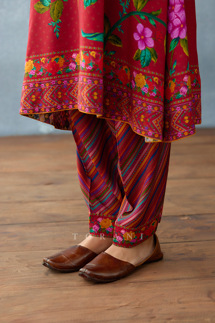 Dil Surkh Faiza Kurta Set