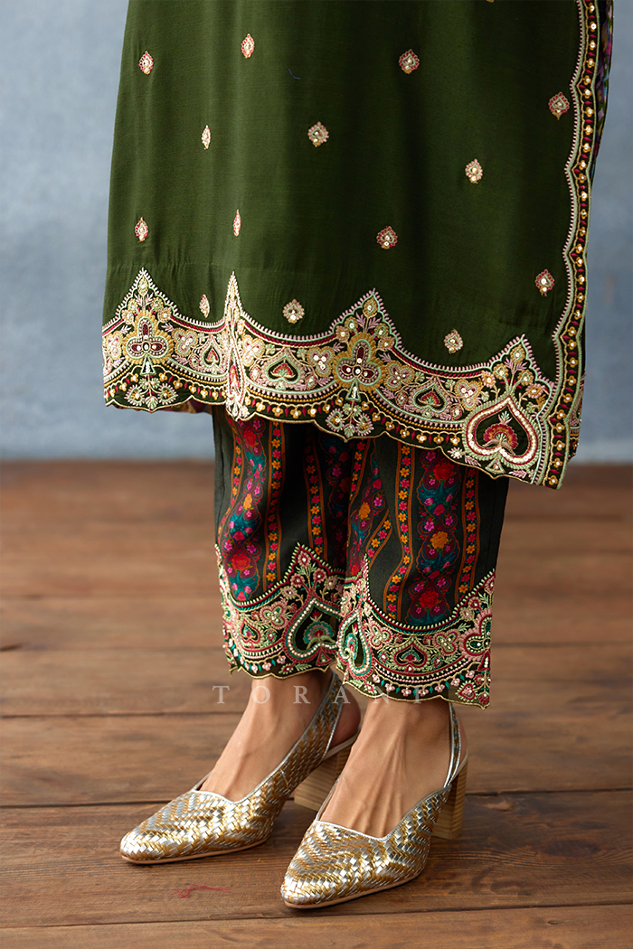 Dil- Shaad Urvi kurta Set