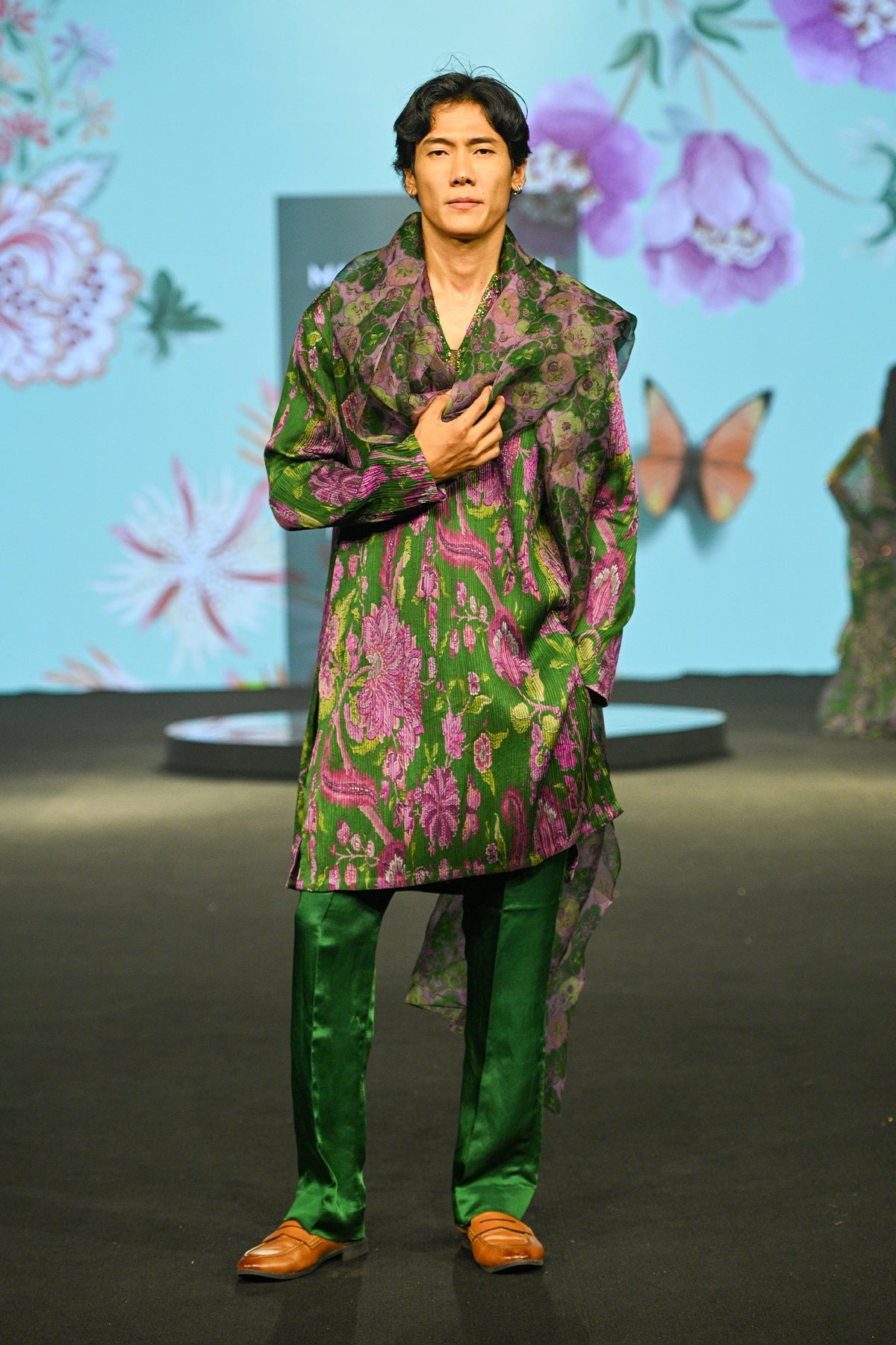 Abheer Kurta Set With Dupatta
