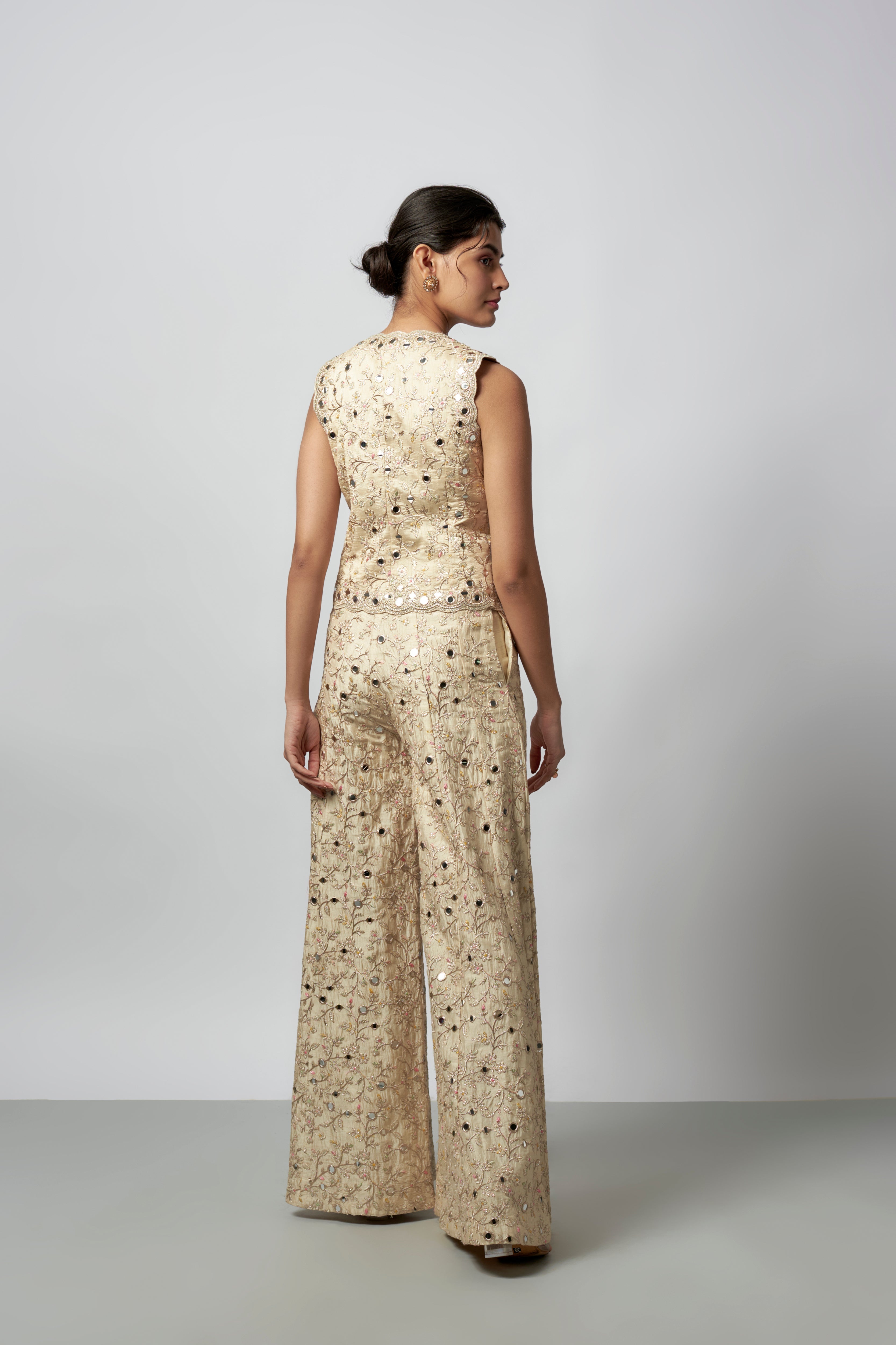Akila Pant Set