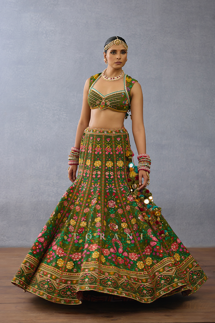 Dil Saaz Kumari Lehenga Set