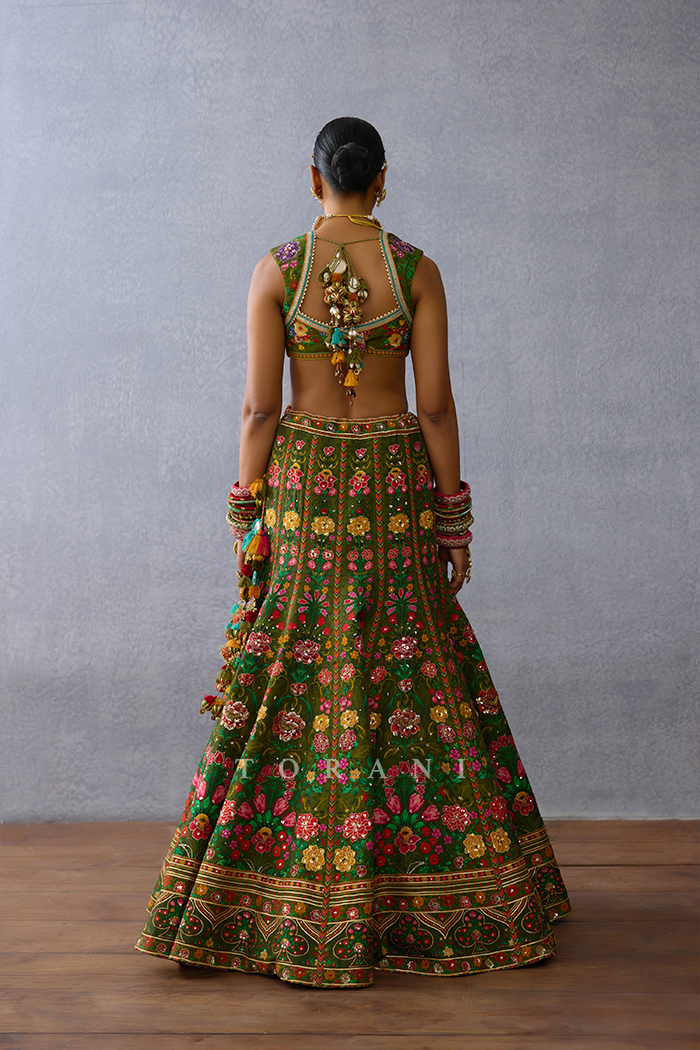 Dil Saaz Kumari Lehenga Set