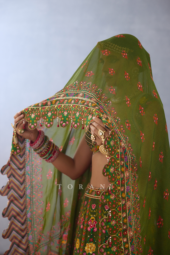 Dil Saaz Kumari Lehenga Set