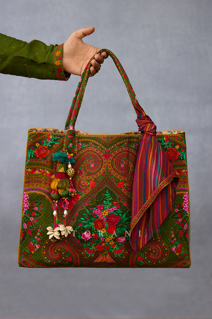 Dil Saaz Arsia Handbag