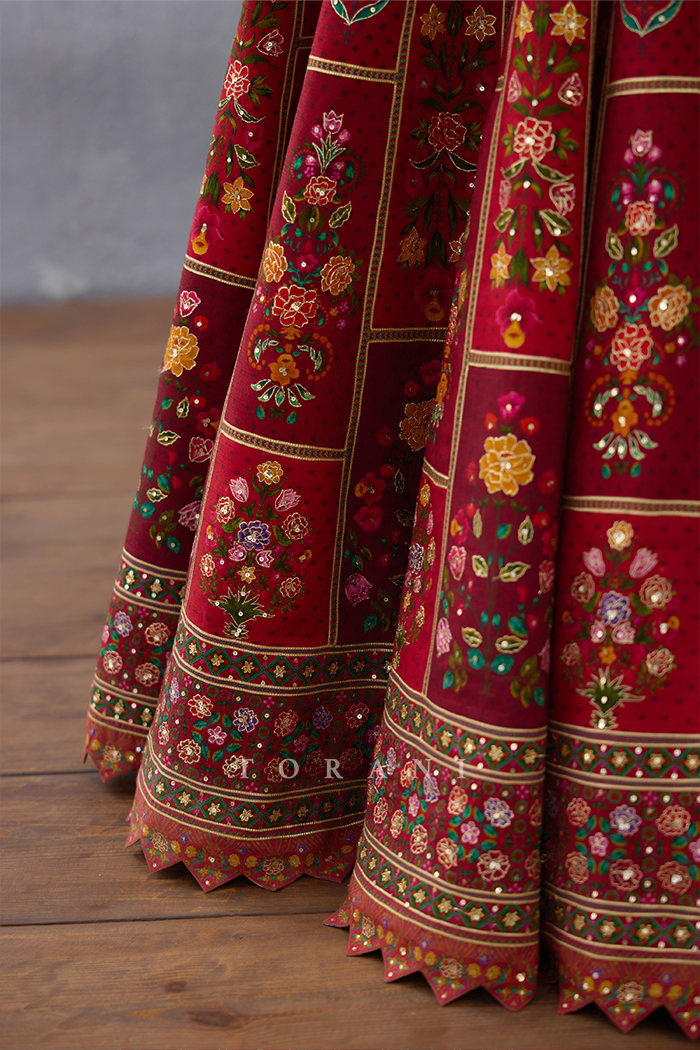 Dil Surkh Avora Lehenga Set