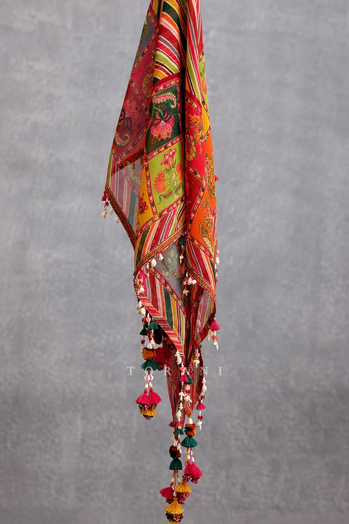 Chitrangi Anura Scarf