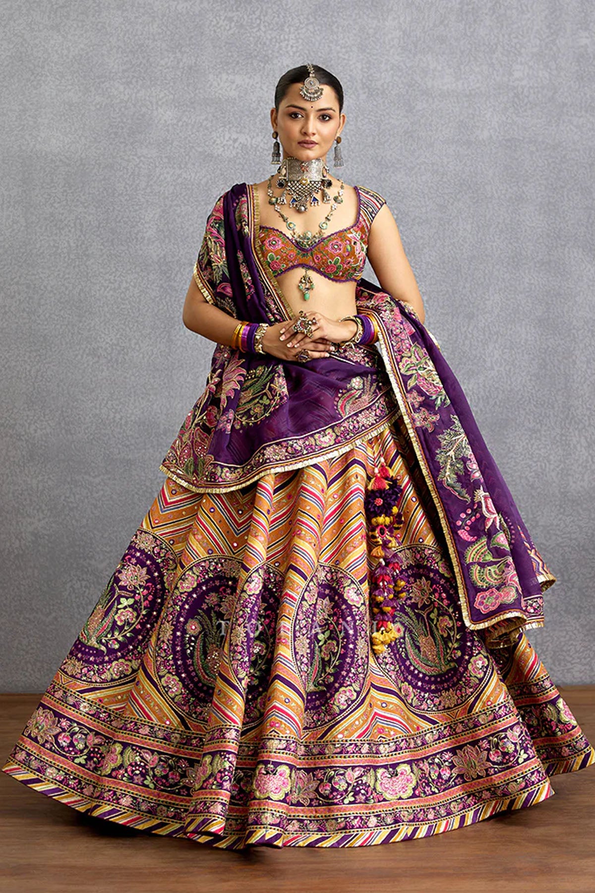 Komudika Abhisarika Lehenga Set