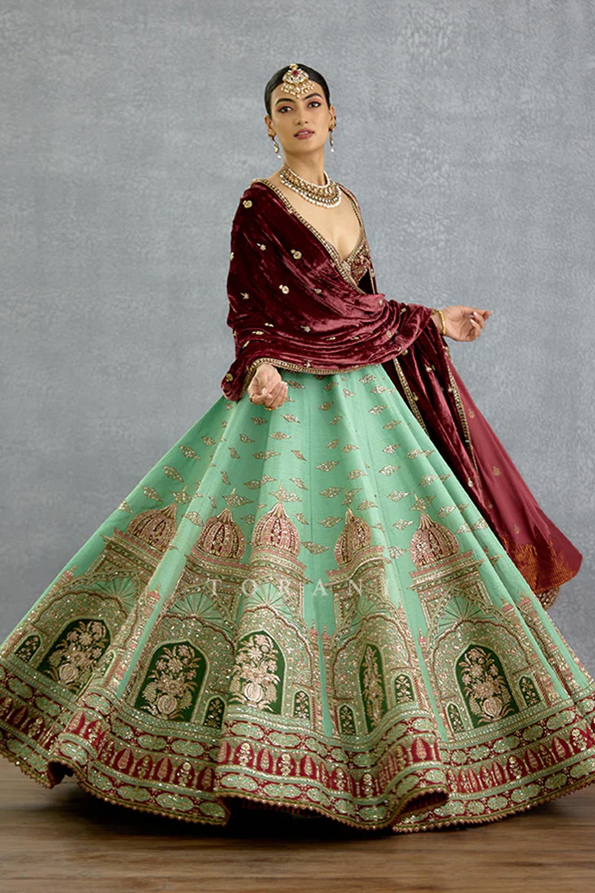 Farishti Nazra Lehenga Set