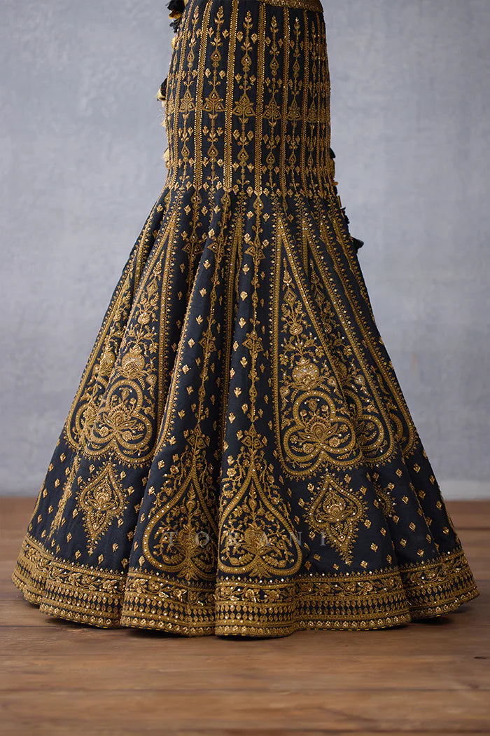 Bhadra Nalika Lehenga Set